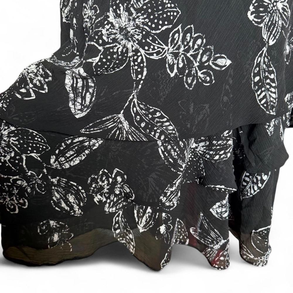 Chico's Silk Floral Tiered Sleeveless Maxi Dress Chico's Size 0 (small/size 2/4) - Picture 3 of 7